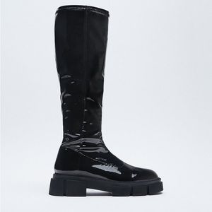 ZARA LIKE NEW STRETCHY HIGH SHAFT PATENT LEATHER FINISH BOOTS SIZE 39 8.5 9